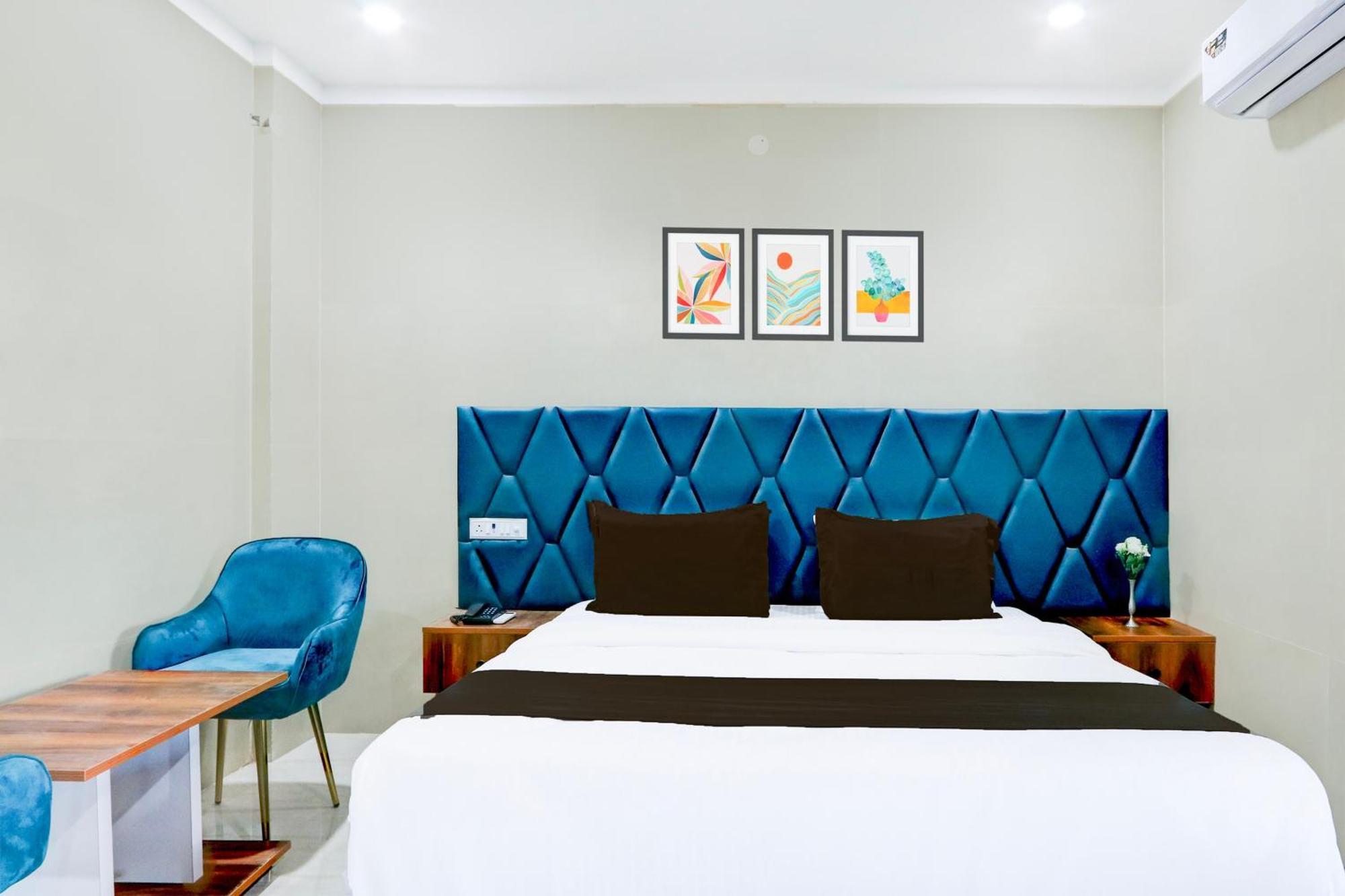 Hotel O Pr Grand Khammam Ngoại thất bức ảnh